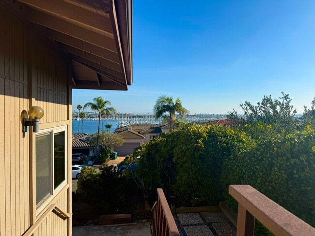 Building Photo - Welcome to Your Stunning Point Loma Home with Panoramic Ocean, Harbor, and Downtown Views!