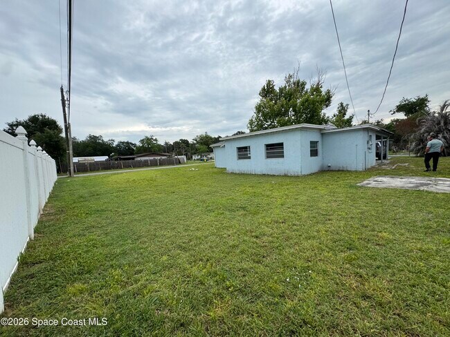 Foto del edificio - 2506 Stratford Dr
