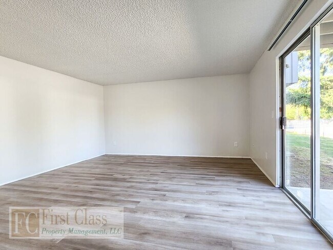 Foto del edificio - 1408 NE 186th Ave