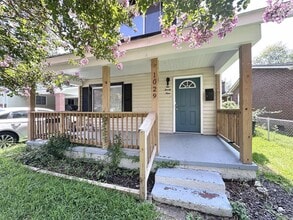 Building Photo - 1029 Willingham St