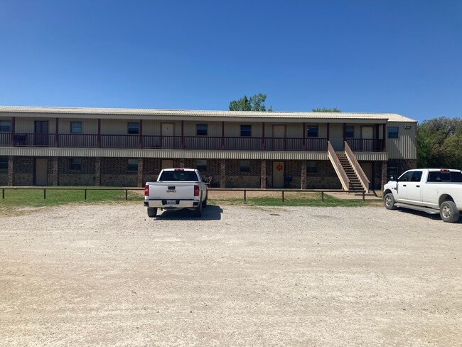 Building Photo - 8441 Co Rd 176