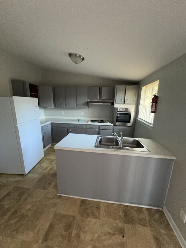 Foto del edificio - Pet Friendly! 3 bedroom in East Chattanoog...