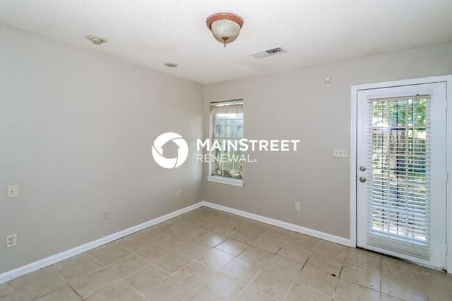 Foto del edificio - 7254 Calebs Ln