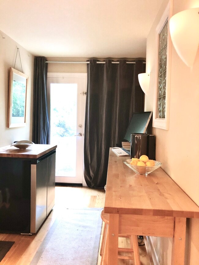 Kitchen - 4634 18th St