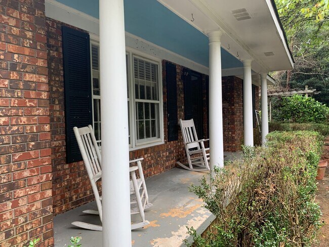 Foto del edificio - 1000 College Station Rd - Eastside Home Av...