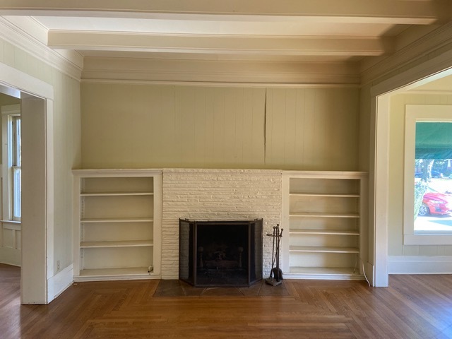 Living Room - 2313 Carroll Park S