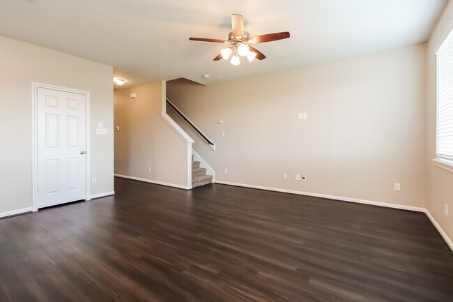 Building Photo - 9822 Copper Ranch Trail