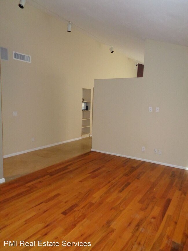 Building Photo - 4 br, 3 bath House - 2013 N. 87th Way