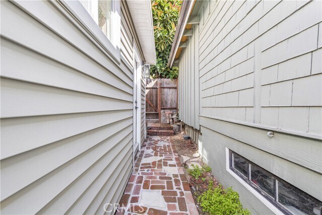 Building Photo - 31642 Virginia Way