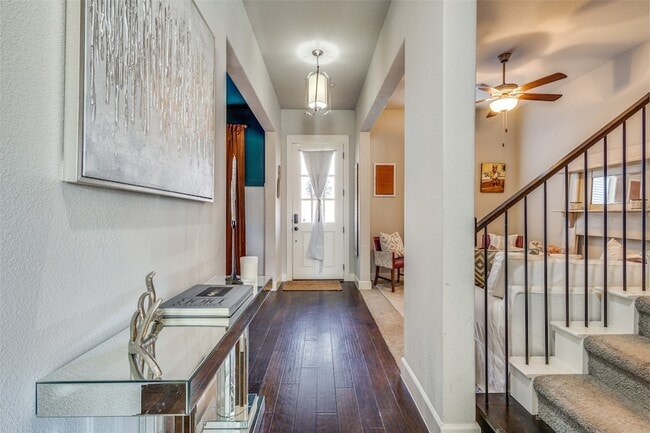 Foto del edificio - 1132 Moonstone St