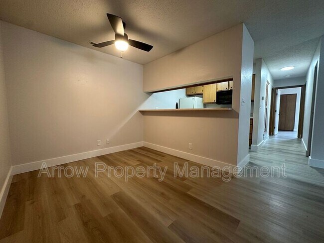 Building Photo - 2340 N 44th St