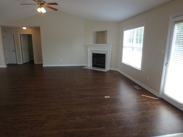 Foto del edificio - 8 Clarence Ln