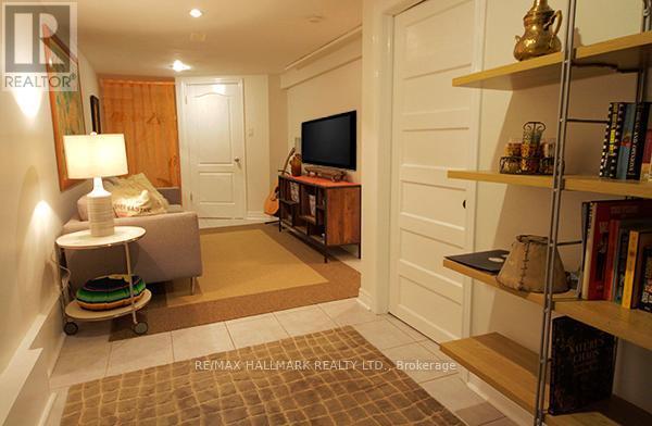 Photo du bâtiment - 266 Westmoreland Ave