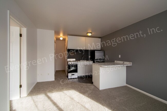 Foto del edificio - 500 Laporte Ave