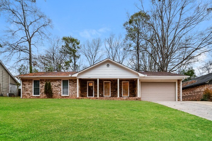 Primary Photo - 2208 Linda Drive