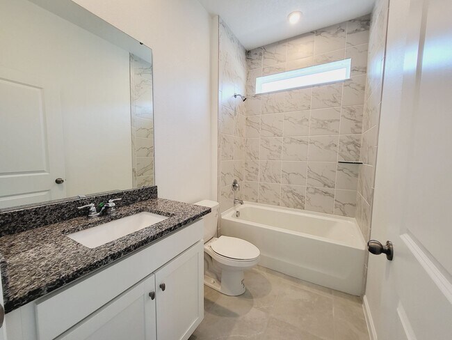 Foto del edificio - Kissimmee 5 Bedroom/3 Baths Home For Rent in 34747