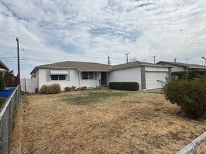 Building Photo - 1657 Ferran Ave