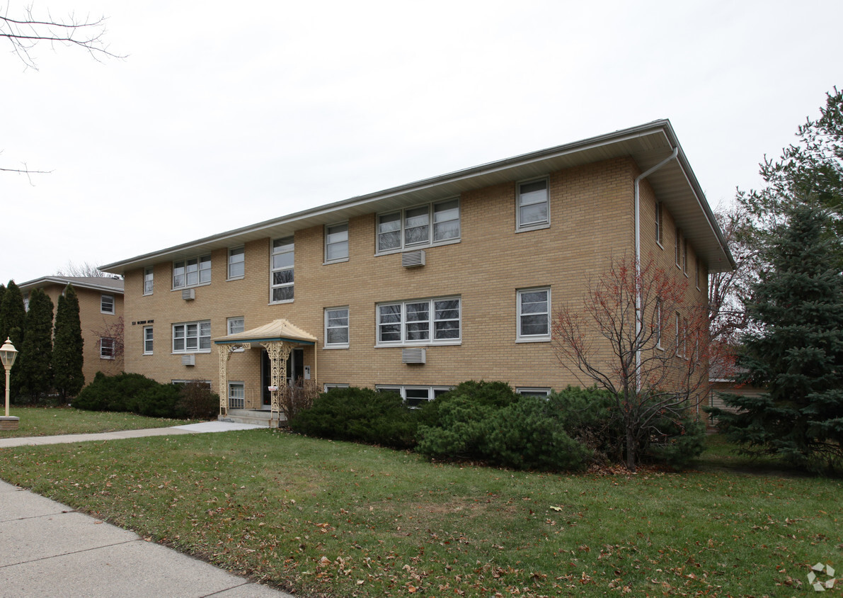 Building Photo - Amber Court