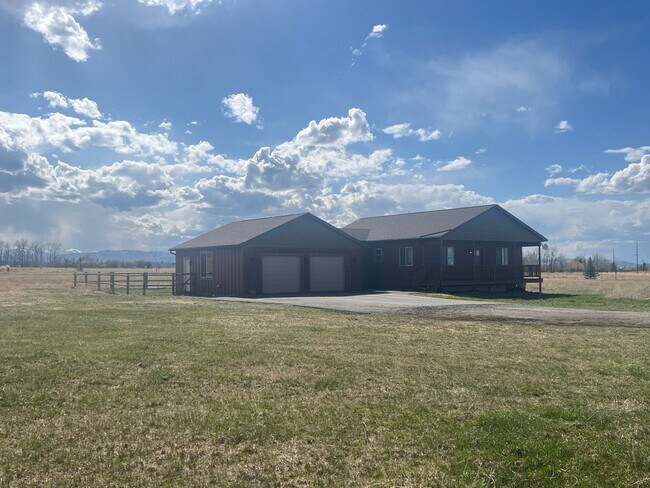 Foto del edificio - 5200 Patterson Rd