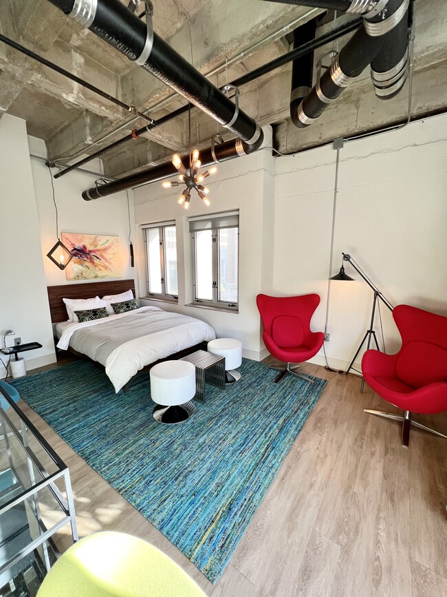 Dormitorio - #406 - Carnegie Centre Historic Lofts