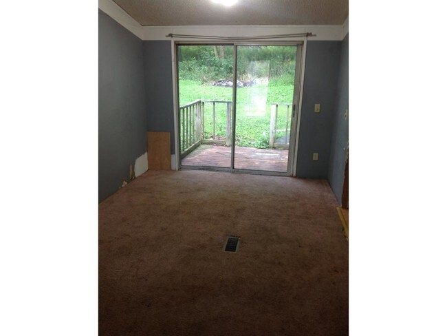 Foto del edificio - 11715 Forest Lake Rd