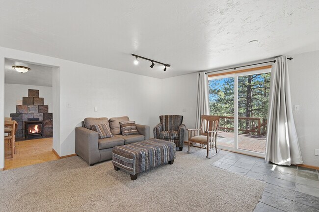 Foto del edificio - 77 Catamount Ln