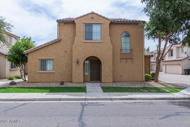 Foto del edificio - 8419 W Vernon Ave