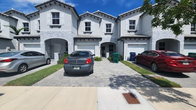 Building Photo - 28933 SW 162nd Ct