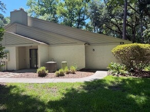 Building Photo - 96 Mathews Dr