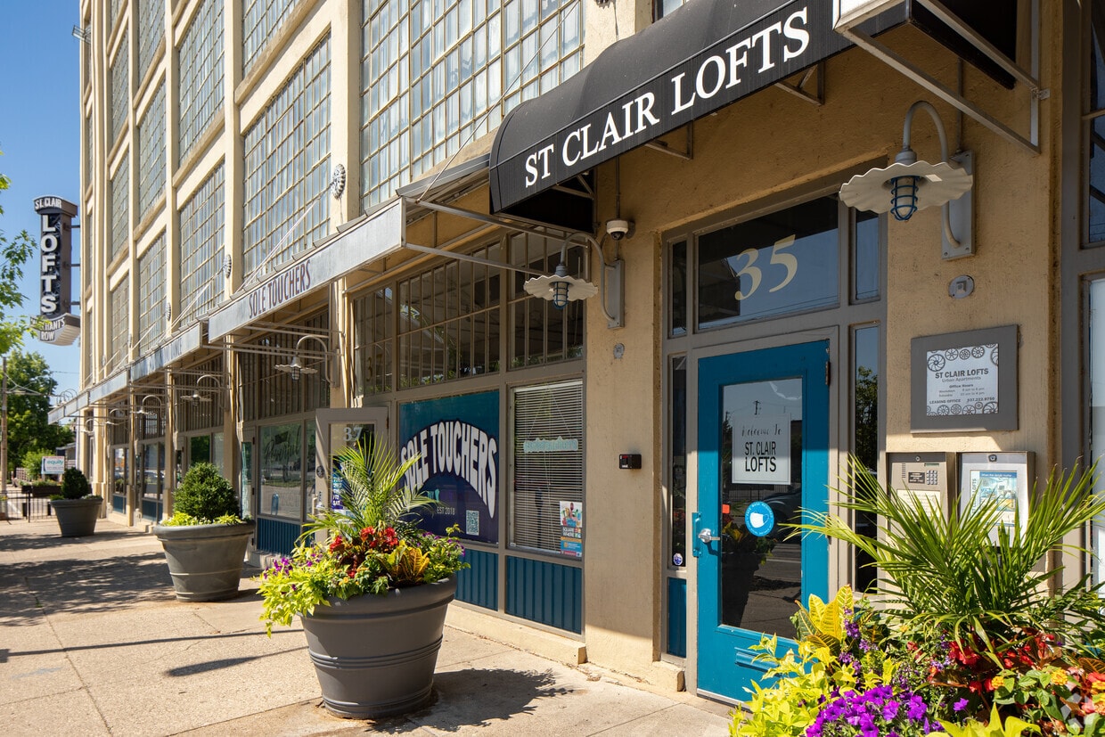 St. Clair Lofts Apartments in Dayton, OH