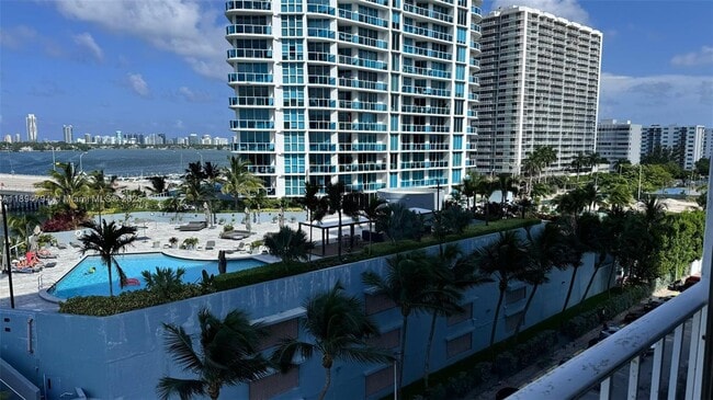 Foto del edificio - 1865 79th Street Cswy