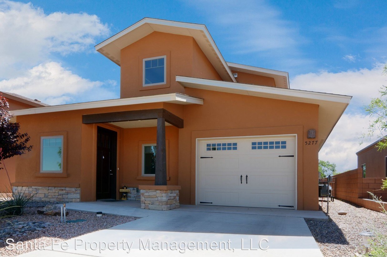 Primary Photo - 3 br, 2.5 bath House - 5277 Via Del Cielo
