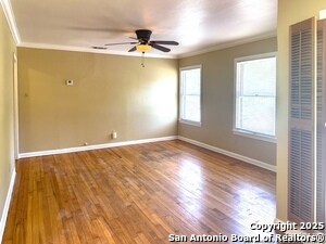 Foto del edificio - 443 Irvington Dr