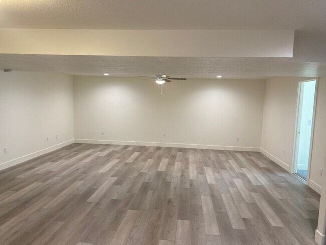 Foto del edificio - 15078 S 2815 W