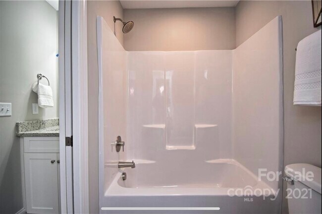 Foto del edificio - 2614 14th St NE