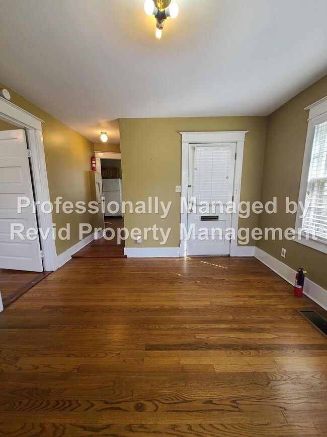 Photo - 288 N McLean Blvd Apartment