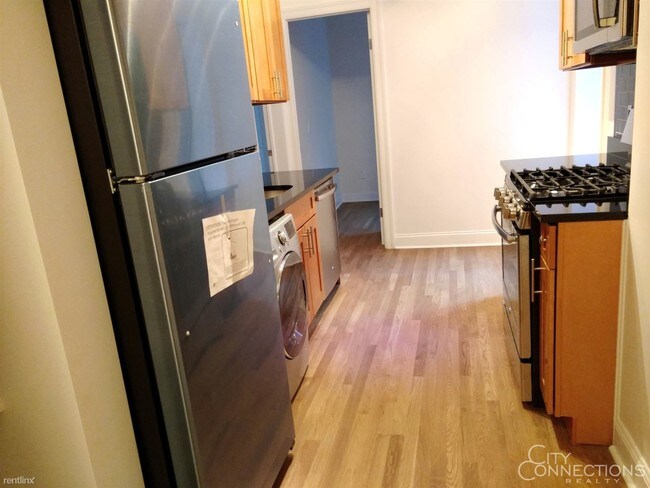 Foto del edificio - 206 W 99th St