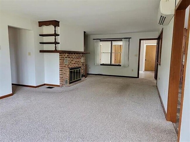Foto del edificio - RENT IN MEADOW VIEW