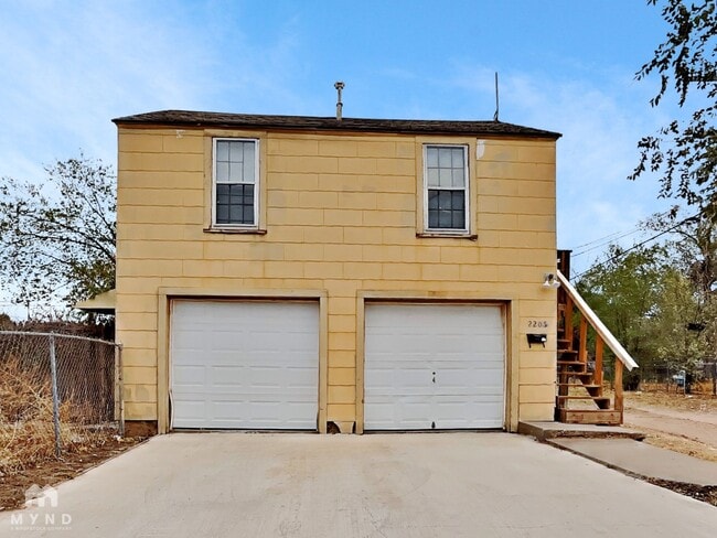 Building Photo - 2205 Avenue V