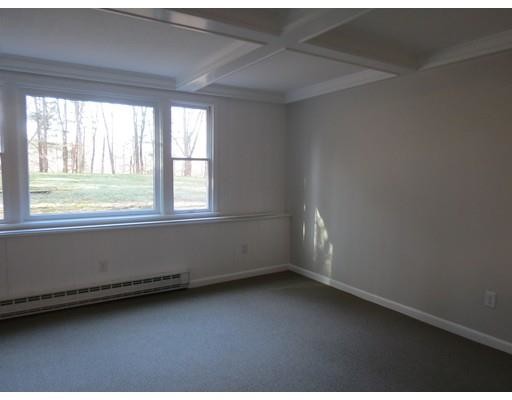 Building Photo - 862 Haverhill St