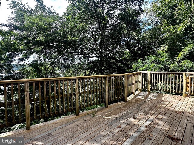 Foto del edificio - 255 Greenough St