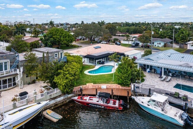 Foto del edificio - 4450 NE 23rd Ave