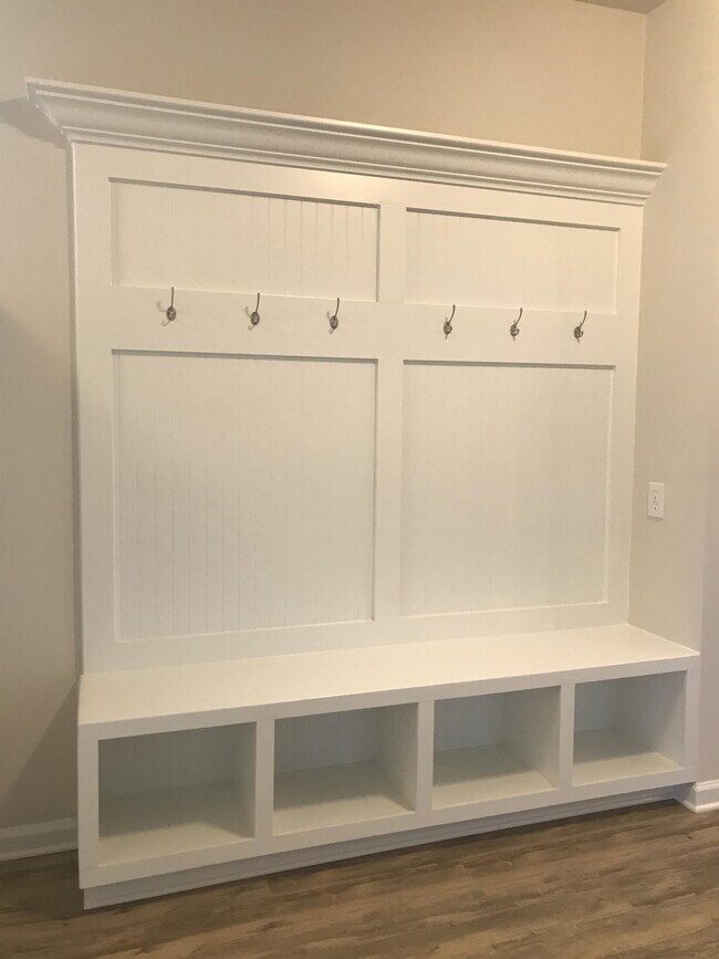 Foto del edificio - 102 Daymark Dr