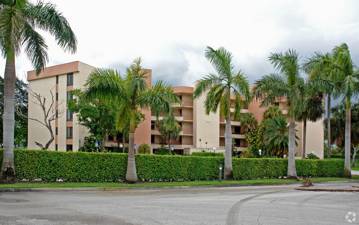 Fairway Views Condos Apartments Coral Springs, FL