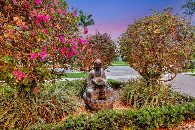 Foto del edificio - 17710 Cadena Dr