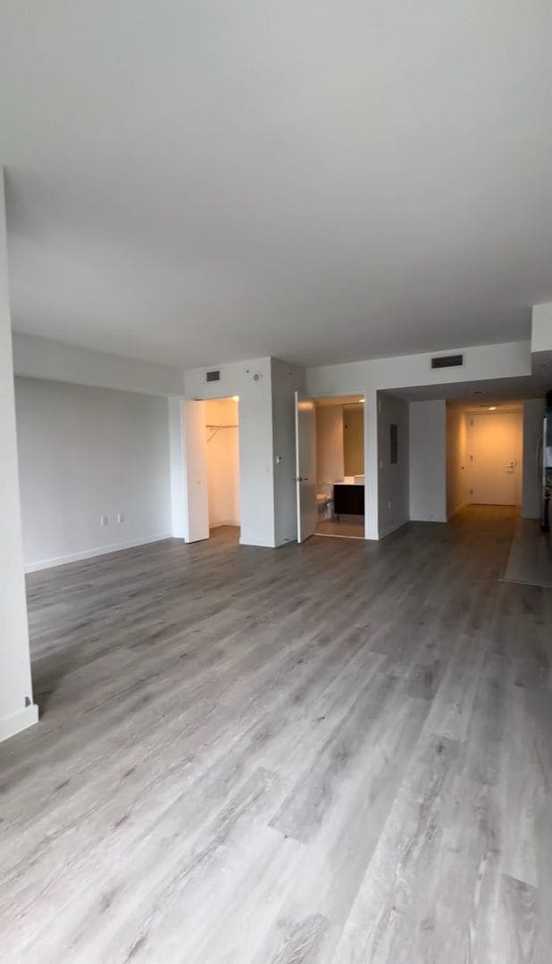 Foto del edificio - Modern studio in the heart of brickell