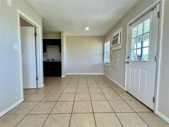 Foto del edificio - 3706 N Scenic Hwy