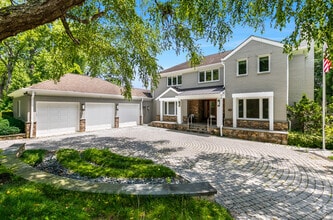 Building Photo - 1404 Coventry Ln