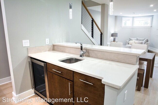 Foto del edificio - 1 br, 1 bath House - 720 E Capitol St NE -...
