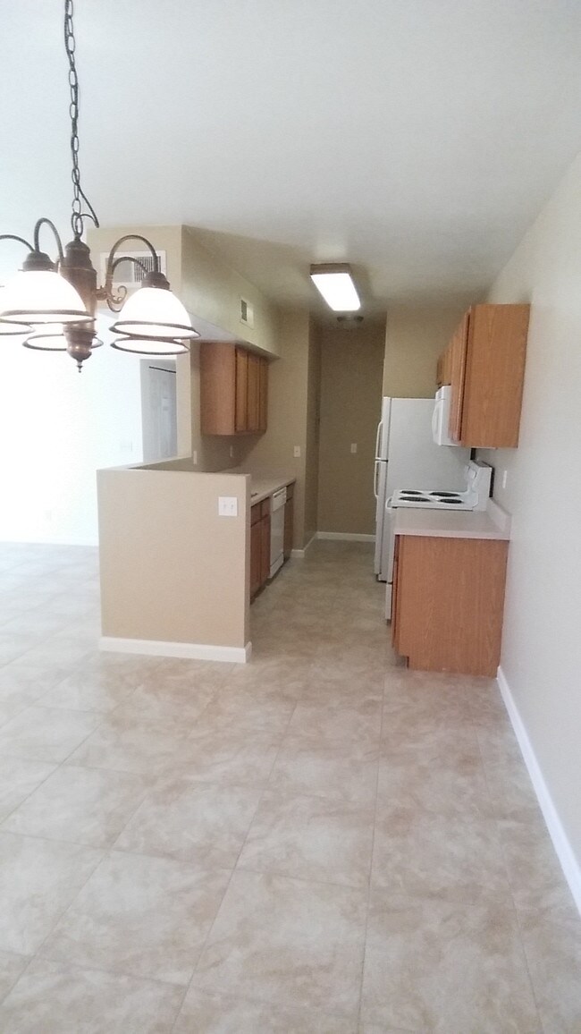 Seneca Terrace Rentals Tucson, AZ